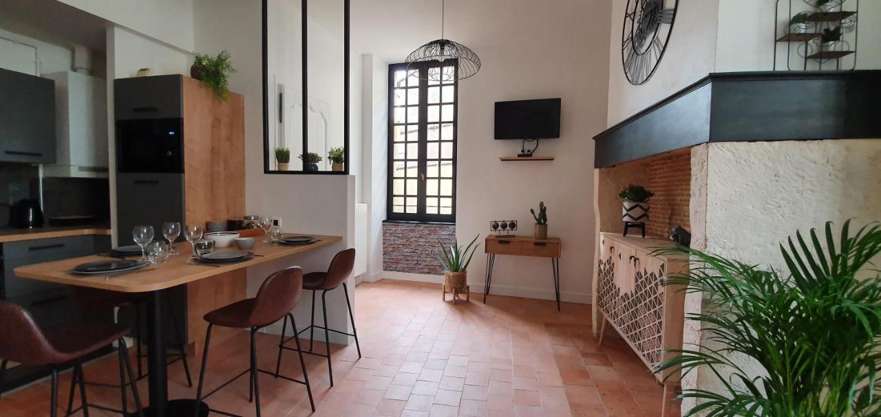 Appartement Duplex Au Coeur Du Centre Historique Bergerac Zewnętrze zdjęcie