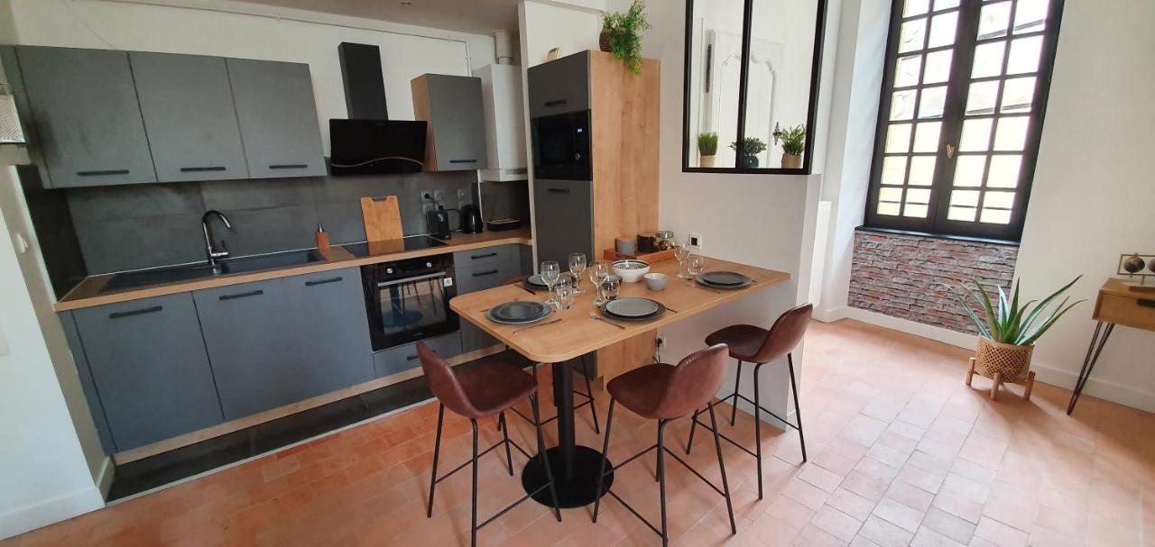 Appartement Duplex Au Coeur Du Centre Historique Bergerac Zewnętrze zdjęcie